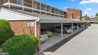 3500 Forest Edge Dr unit 3C, Silver Spring, MD 20906 - photo 3