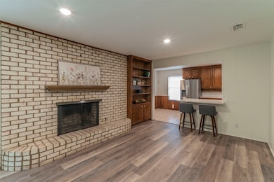 1145 Trailwood Dr, Hurst, TX 76053 - photo 3