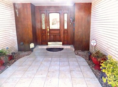 10724 Aldama Ct, El Paso, TX 79935 - photo 4