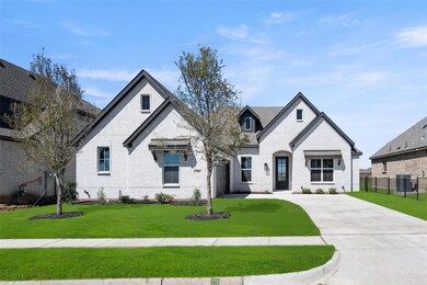 384 Paddle Boat Dr, Granbury, TX 76049 - photo 2