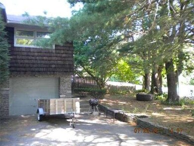 8 Venice St, Milford, MA 01757 - photo 4