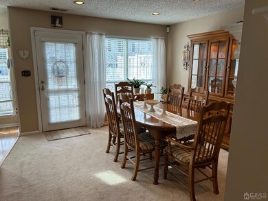 12 De Leone Cir, Franklin Park, NJ 08823 - photo 5