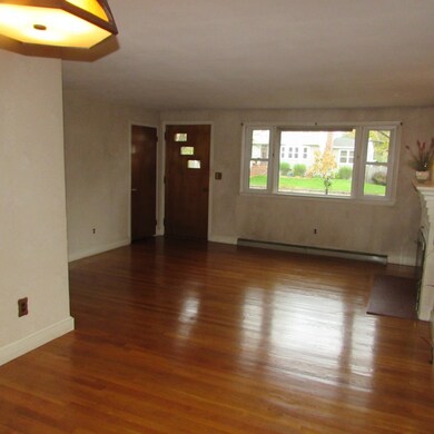 107 Concord St, Rockland, MA 02370 - photo 4