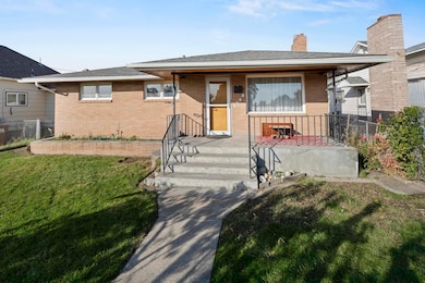 1217 E Kiernan Ave, Spokane, WA 99207 - photo 2