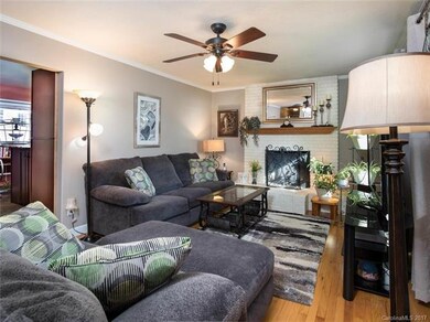 Hardwood floors through out