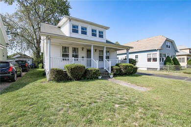 103 Benedict St, Pawtucket, RI 02861 - photo 2