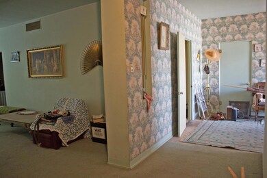 2712 Frankfort Ave, El Paso, TX 79930 - photo 6