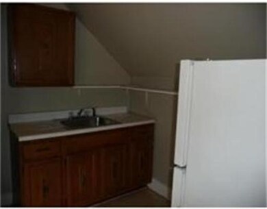 6 Grant St unit 5, Taunton, MA 02780 - photo 4