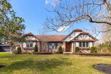 414 Colonial Dr, Friendswood, TX 77546 - photo 3