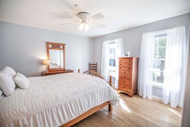 4 Clearwater Ln unit 22, Merrimack, NH 03054 - photo 5