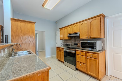 7204 Timbercreek Dr, San Antonio, TX 78227 - photo 7