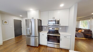 1204 Swanhill Dr, Albert Lea, MN 56007 - photo 6