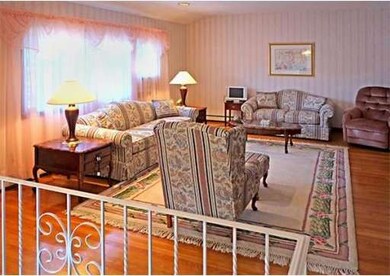 9 Jackson Ln, Wakefield, MA 01880 - photo 4