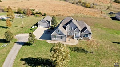 7830 SW Fairlawn Rd, Wakarusa, KS 66546 - photo 4