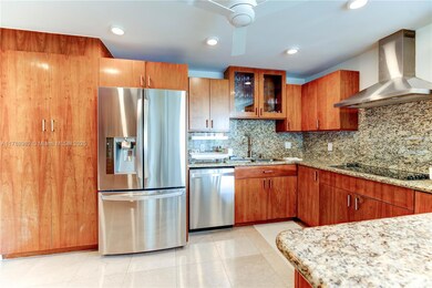 The Sands unit 6H, Key Biscayne, FL 33149 - photo 6