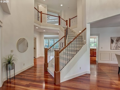 2625 Beacon Hill Dr, West Linn, OR 97068 - photo 3