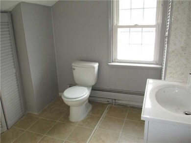 8 Howard St, Cranston, RI 02920 - photo 4