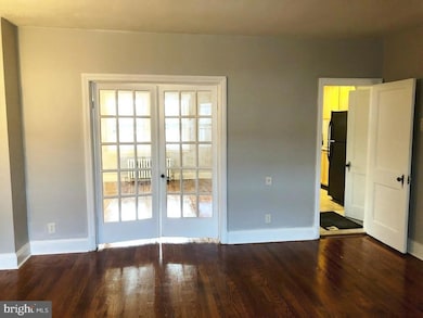 724 Mount Holly St, Baltimore, MD 21229 - photo 7