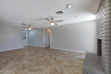 1717 W Rosal Dr-8