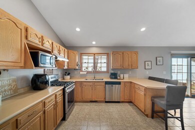 10845 Park St, Crown Point, IN 46307 - photo 6