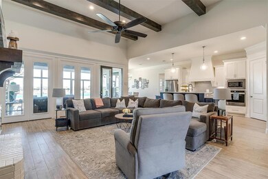 3914 Upper Lake Cir, Granbury, TX 76049 - photo 6