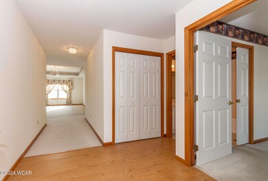 1604 Madison Place, Wapakoneta, OH 45895 - photo 3