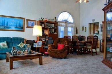 504 Vincent Ave, Central Point, OR 97502 - photo 5