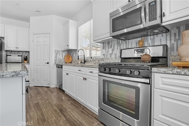 25299 Hitch Rail Ln, Menifee, CA 92584 - photo 6