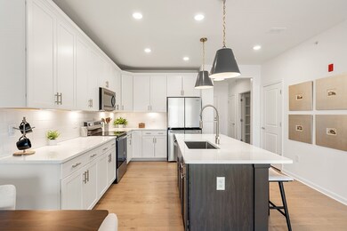 320 Martins Landing unit 403, North Reading, MA 01864 - photo 5