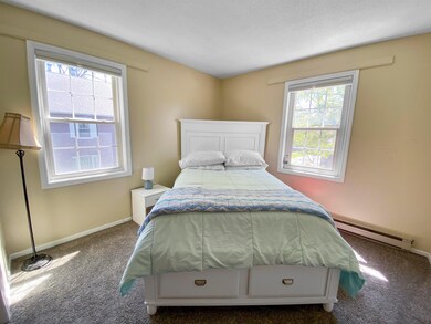 134 N Twin Oaks Terrace, South Burlington, VT 05403 - photo 5