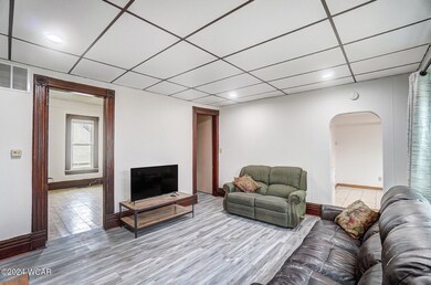 007_427 E Cleveland St