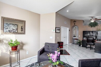 4382 W Golden Ln, Glendale, AZ 85302 - photo 6