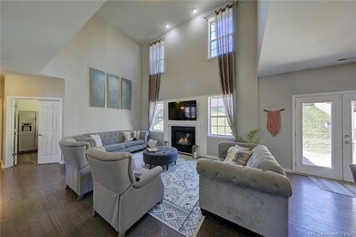 Open floor plan with lots of natural light