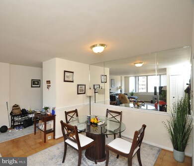 Van Ness East unit 1033, Washington, DC 20008 - photo 4