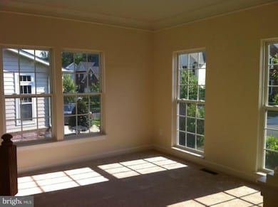 15520 Glastonbury Way, Upper Marlboro, MD 20774 - photo 2