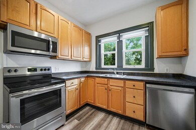 119 S Broad St unit 2, Kennett Square, PA 19348 - photo 6