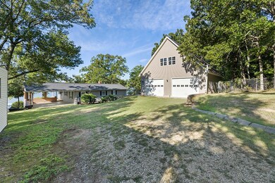 1088 sq. ft. Detached Garage