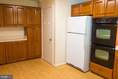 1204 Brixton Rd, Baltimore, MD 21239 - photo 7