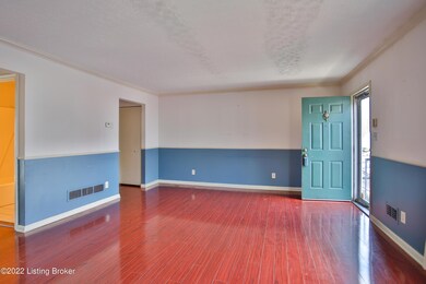 10743 Colonial Woods-05