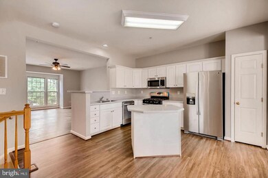 1450 Pangbourne Way, Hanover, MD 21076 - photo 3