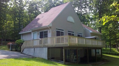 244 Fawn Lake Dr, Hawley, PA 18428 - photo 4