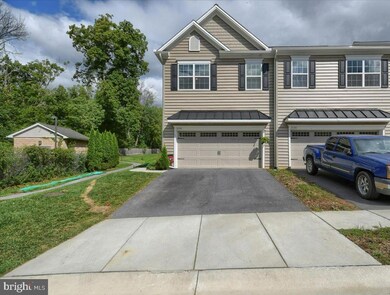 338 Kemper Dr, Honey Brook, PA 19344 - photo 4