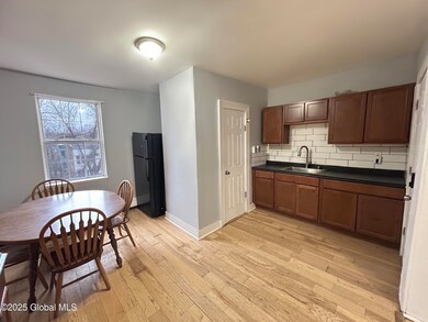 56 Alexander St unit 2, Albany, NY 12202 - photo 5