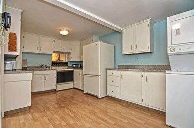 498 N Washington St, North Attleboro, MA 02760 - photo 5