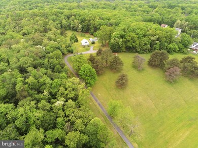 166 Tick Hill Ln, Winchester, VA 22602 - photo 4