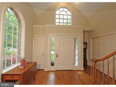 129 Ladderback Ln, Devon, PA 19333 - photo 3