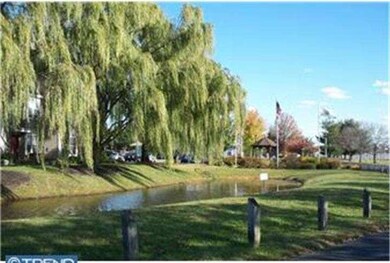 1902 Tanglewood Ct unit 1902, Sewell, NJ 08080 - photo 2