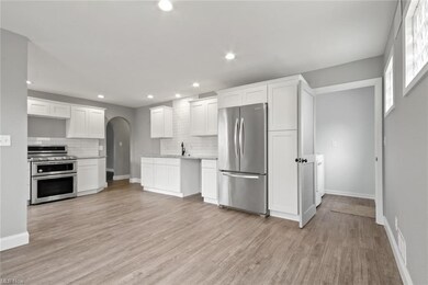 159 Omar St, Struthers, OH 44471 - photo 3