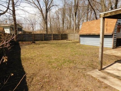 2166 Crisman Rd, Portage, IN 46368 - photo 7