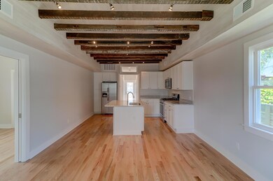 2 Fields Place (31)